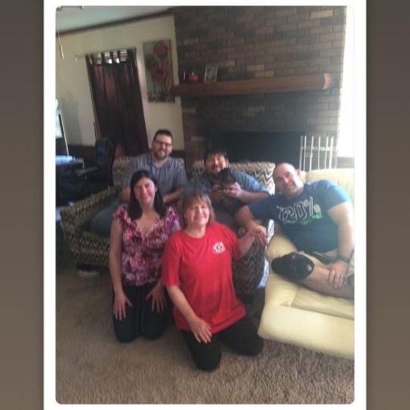 Meet your Posher, Becky - Picture 1 of 1